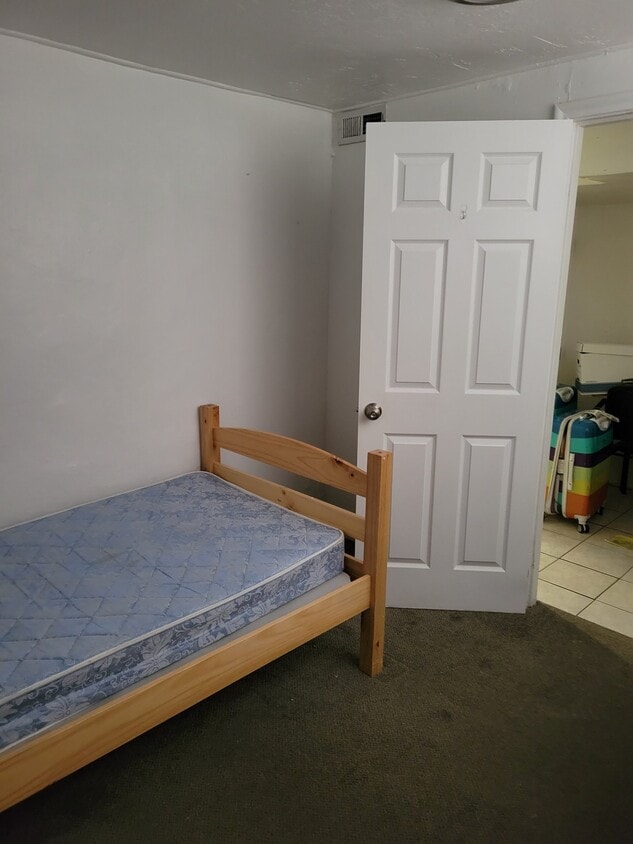 Foto del edificio - 355 E 500 N