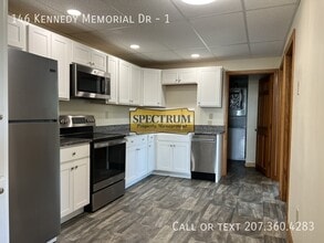 Building Photo - 146 Kennedy Memorial Dr