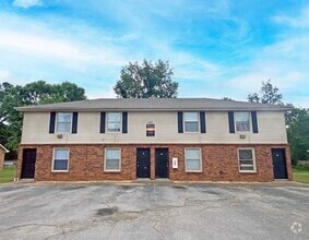 Building Photo - 809-B Golfview Pl