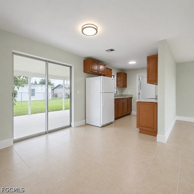 Building Photo - 3982 Wheaton Ct