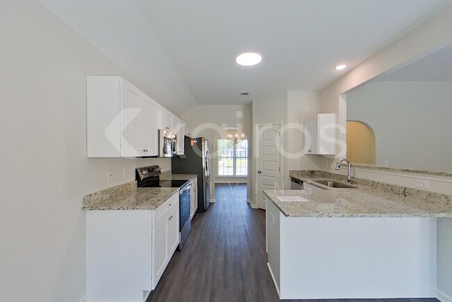 Foto del edificio - 781 Park Ln