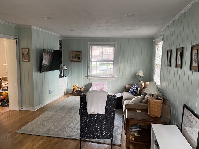 Foto del edificio - 7501 Three Chopt Rd