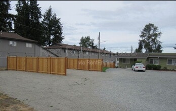 Building Photo - 14212 Pacific Ave S