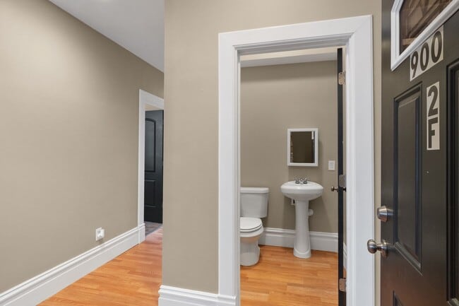 Building Photo - Attn: PARTY ANIMALS