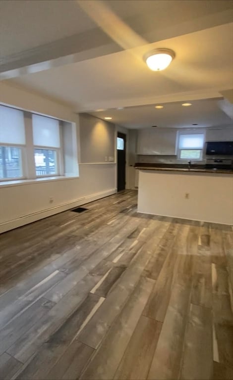 Building Photo - 15 Webster St