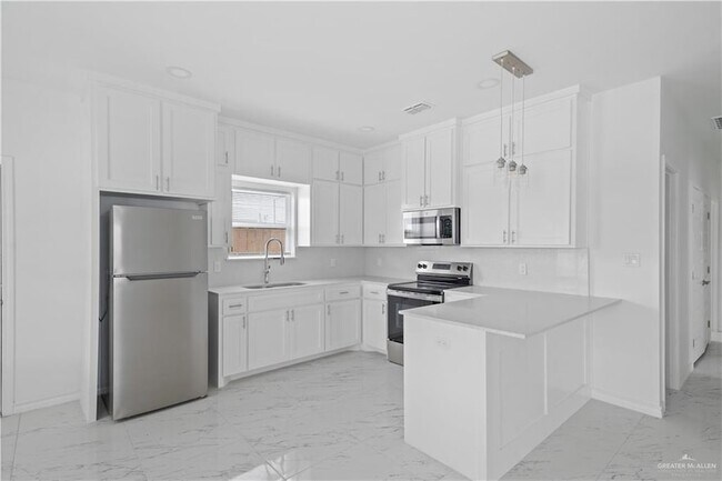 Building Photo - 11304 N 25th St