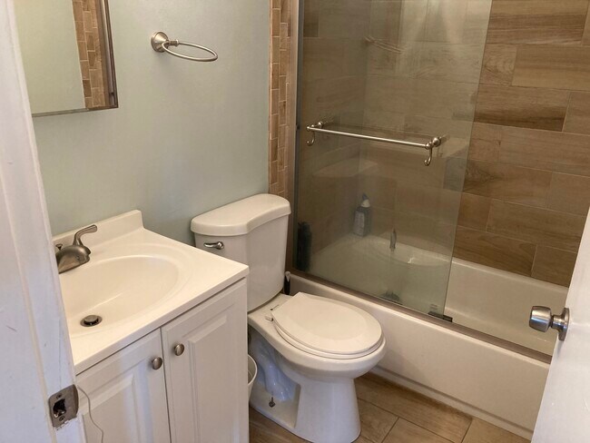 Foto del edificio - 120 Spruce St