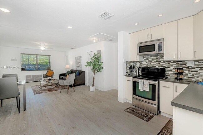 Foto del edificio - 201 Columbus Pkwy