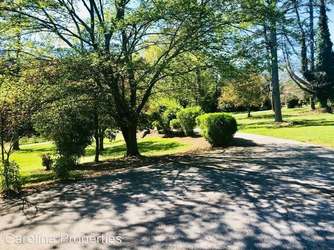 Building Photo - 3 br, 2 bath House - 2551 Elkin Hwy 268