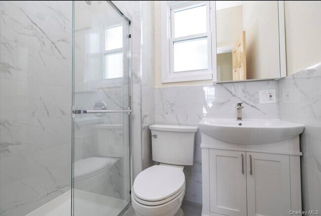 Foto del edificio - 146-14 Shore Ave