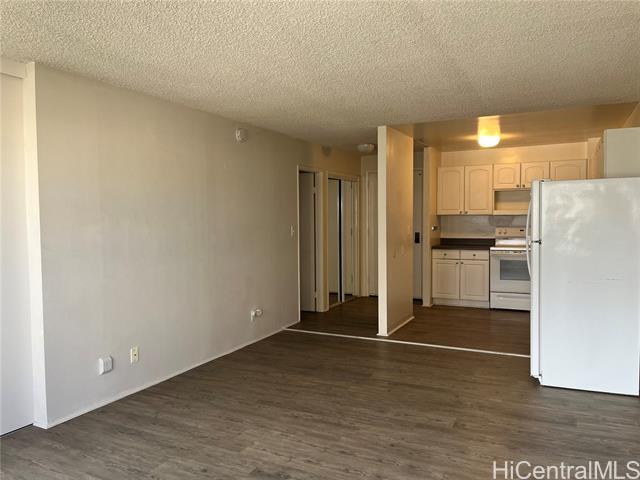 Building Photo - 1255 Nuuanu Ave