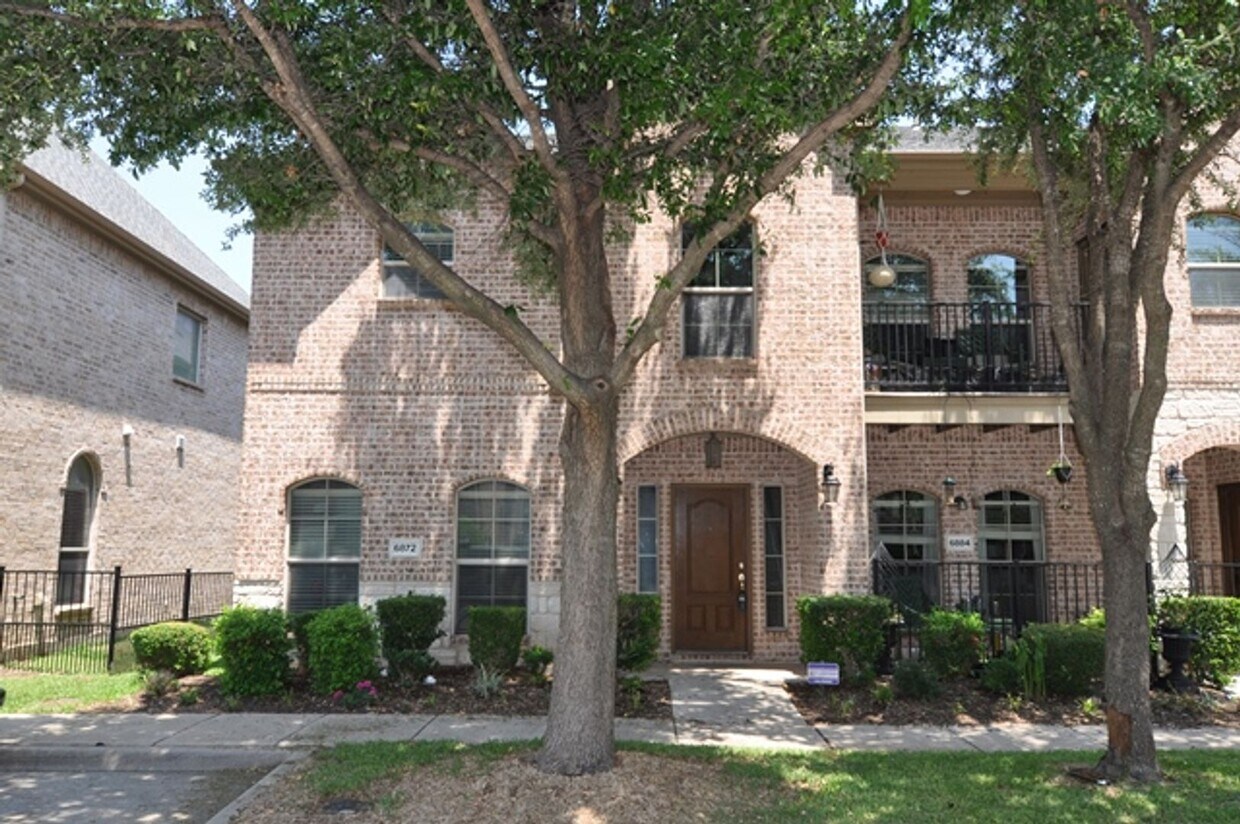 Foto principal - 6872 Regello Dr