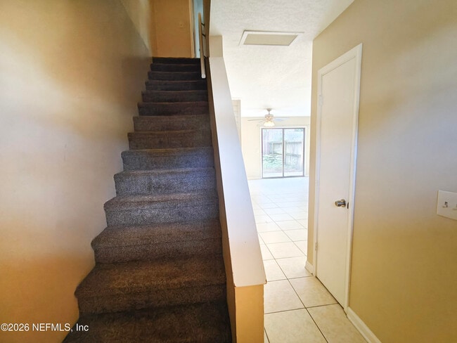 Building Photo - 6028 Duclay Rd