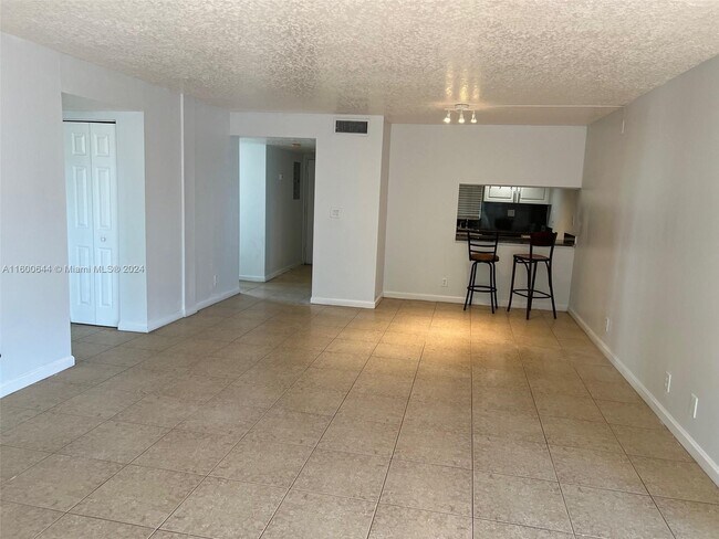 Foto del edificio - 1900 N Congress Ave