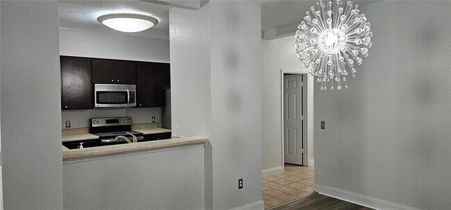 Foto del edificio - 8003 Bally Money Rd