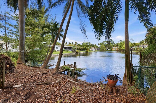 Foto del edificio - 4512 SW 27th Terrace