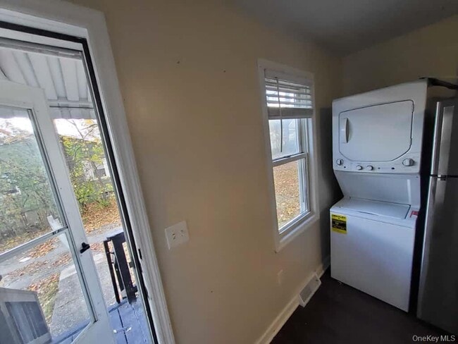 Building Photo - 14 Kenny Dr