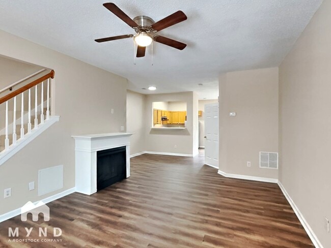 Building Photo - 3607 Ginnis Dr SW