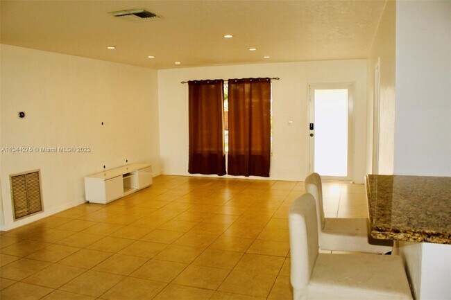 Building Photo - 9241 Neptune Dr