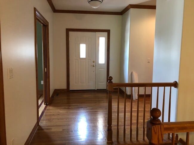 Foto del edificio - 859 Clearwater Cv W