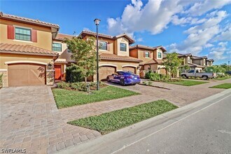 Building Photo - 9653 Montelanico Loop