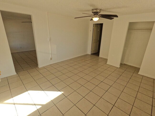 Foto del edificio - 1496 California