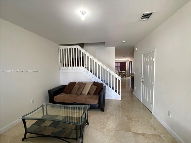 Building Photo - 10336 NW 70th Ter