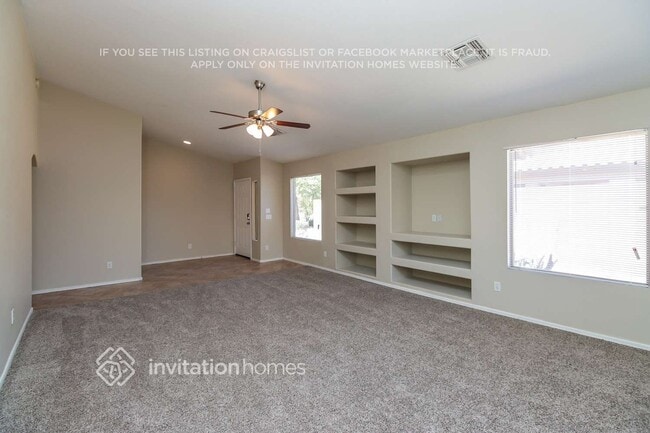 Building Photo - 11105 E Catalina Ave