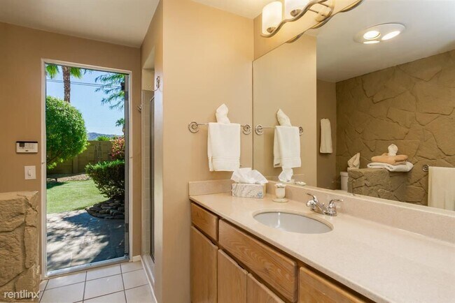 Building Photo - 3 br, 2 bath House - 2253 E Belding Dr