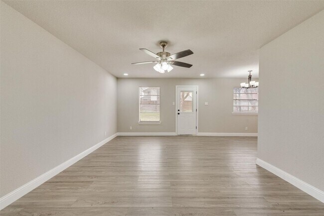 Building Photo - 4809 Jordan Park Dr