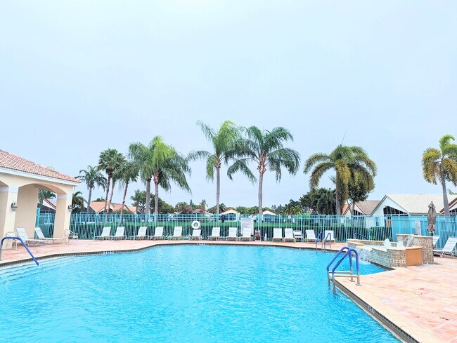 Foto del edificio - 22889 Sterling Lakes Dr