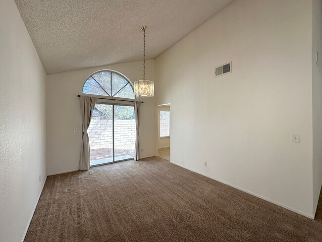 Building Photo - Reflections At The Lakes