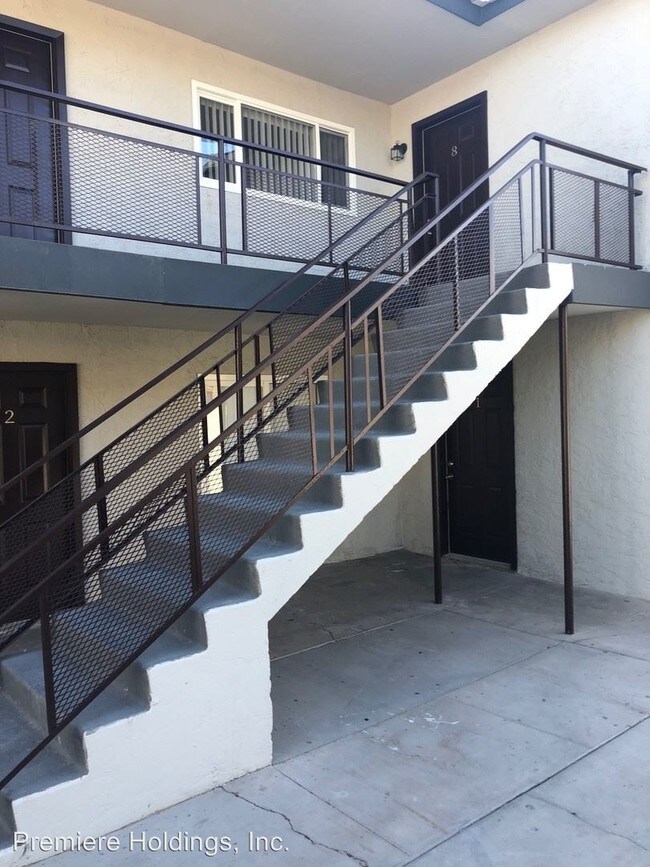 Building Photo - 3 br, 2 bath Apartment - 2201 Sunrise Avenue