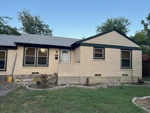 Building Photo - 10814 Stallcup Dr