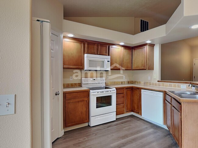 Foto del edificio - 4157 W Dover Dr