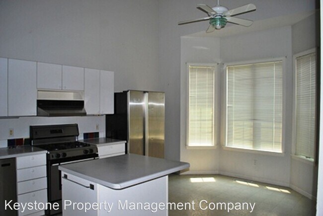 Building Photo - 3 br, 3.5 bath House - 602 N 1st Avenue