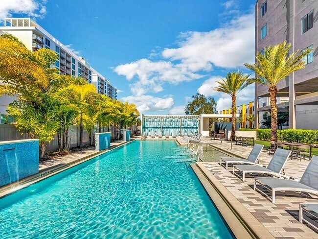 Foto del edificio - Elements on Third