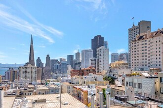 Building Photo - 1250 Taylor St