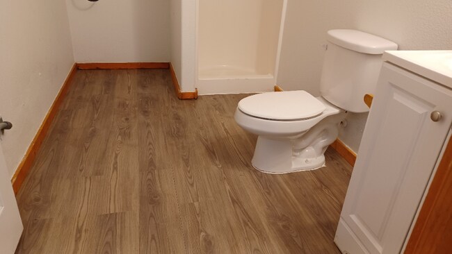 Foto del edificio - 403 Free Timber Ln