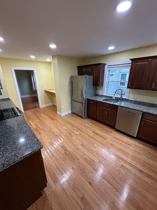 Photo - 151 Edinboro St Apartment