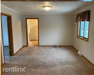 Building Photo - 3 br, 1 bath House - 710 N Irving St