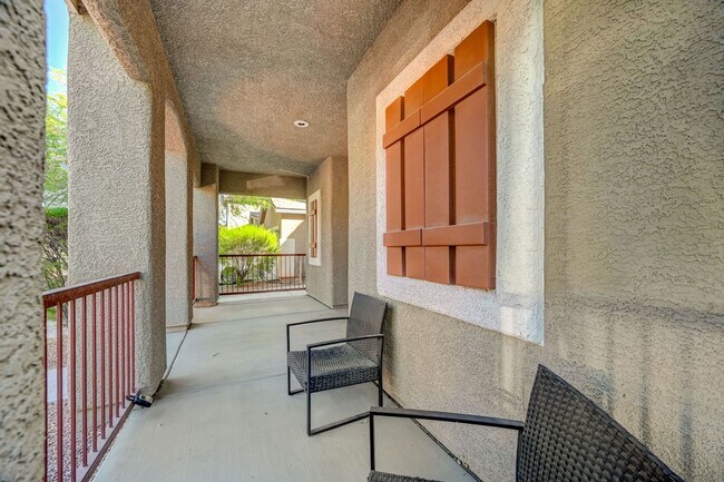 Foto del edificio - Stunning Northwest three bedroom w/ a loft!