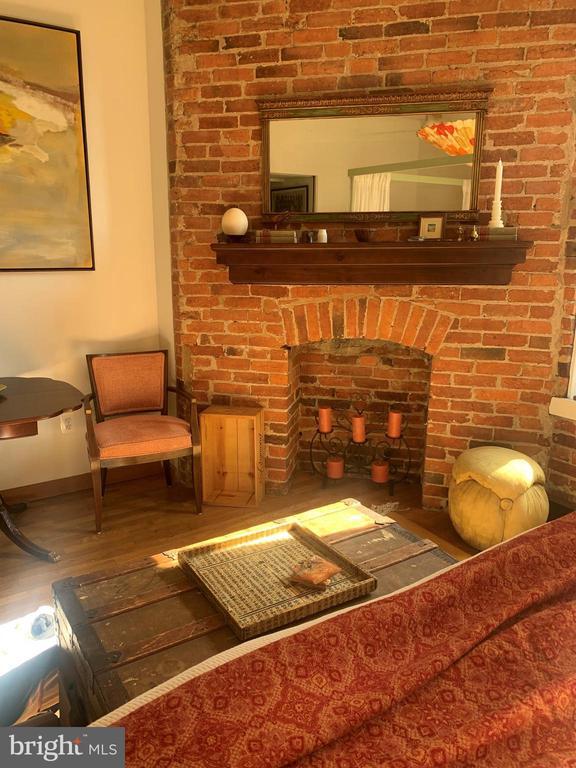 Foto del edificio - 1615 Q St NW