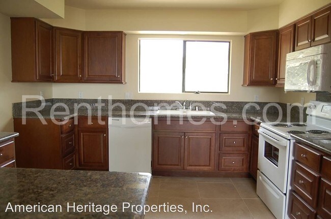Building Photo - 26448 Sky Dr