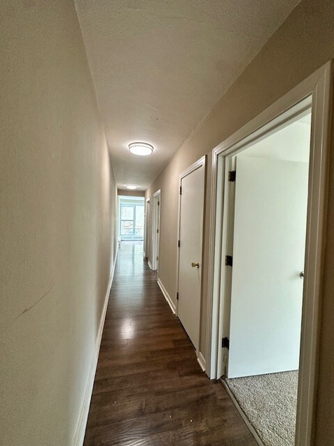 Foto del edificio - 1121 N Waverly Pl