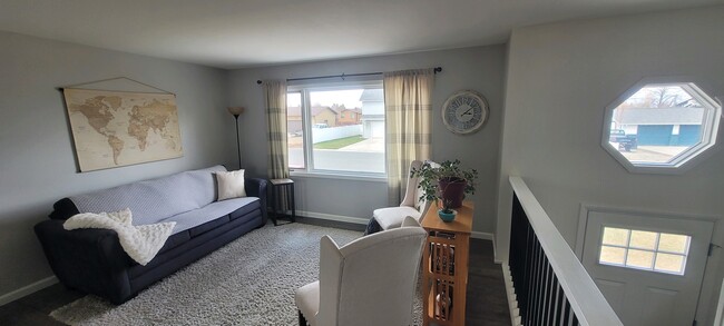 Upstairs Living - 1411 Otter Rd