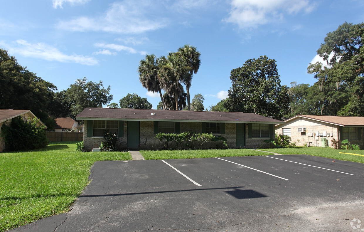 Primary Photo - Spring Tree Apartments