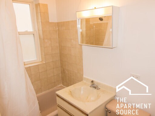 Building Photo - 4507 N Malden St