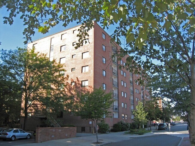Building Photo - 1600 Massachusetts Ave