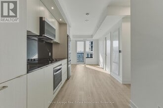 Building Photo - 60 Central Park Roadway